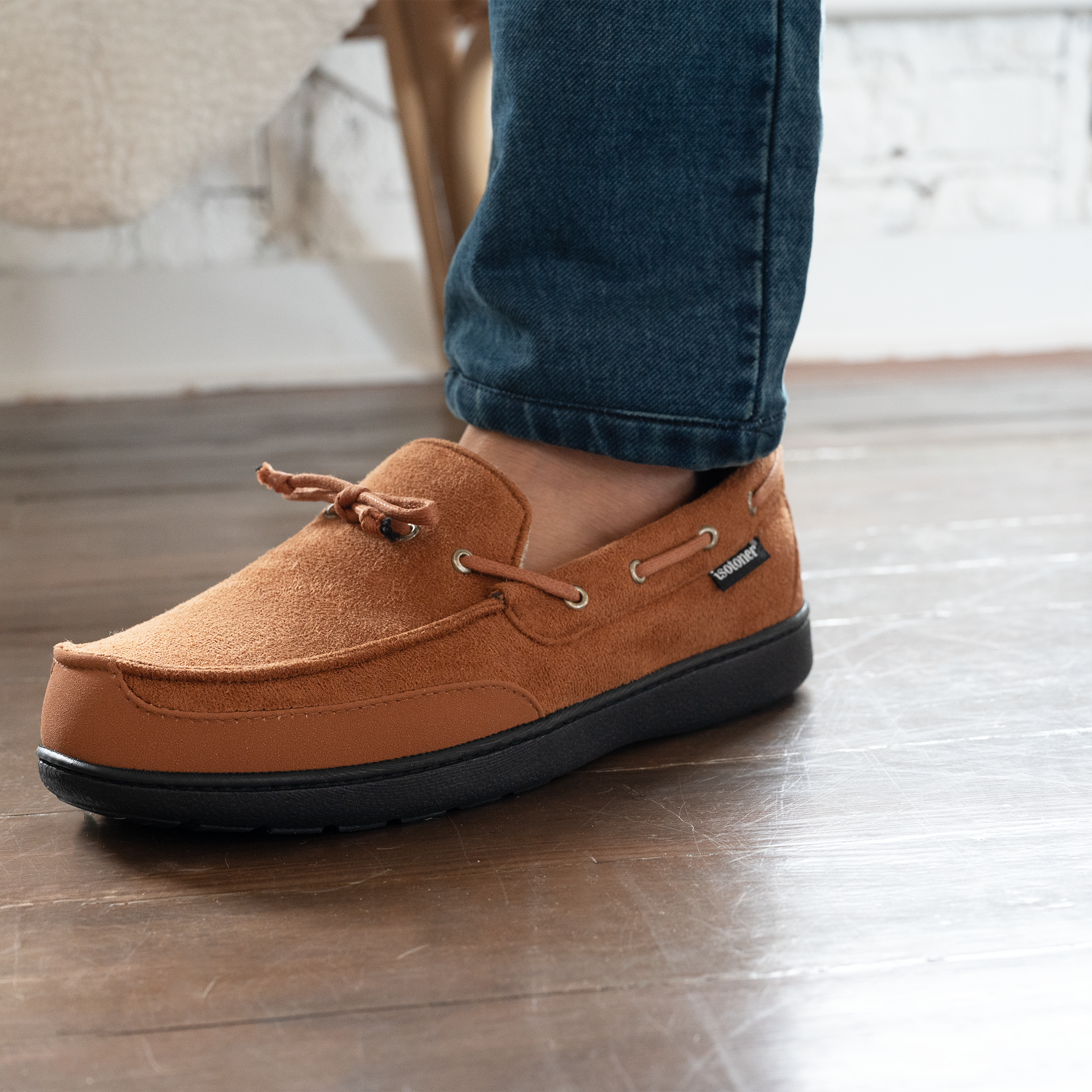 97044 Isotoner Mens Carter Boater Moccasin Slippers
