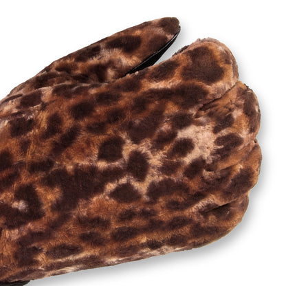 A pair of leopard-print knit gloves with black faux-leather trim and a black faux-fur cuff, shown against a plain white background.

