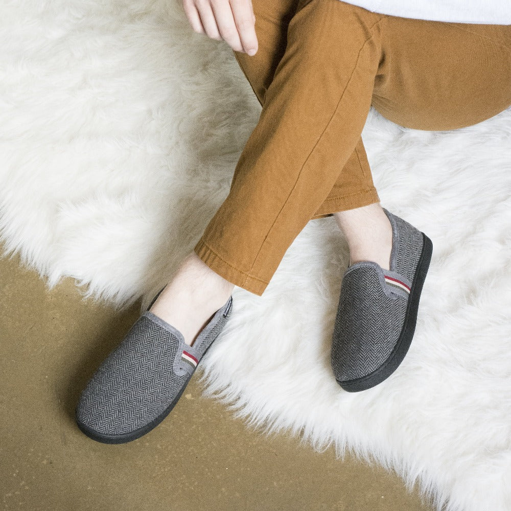 Men s Herringbone Maverick Closed Back Slippers Isotoner USA