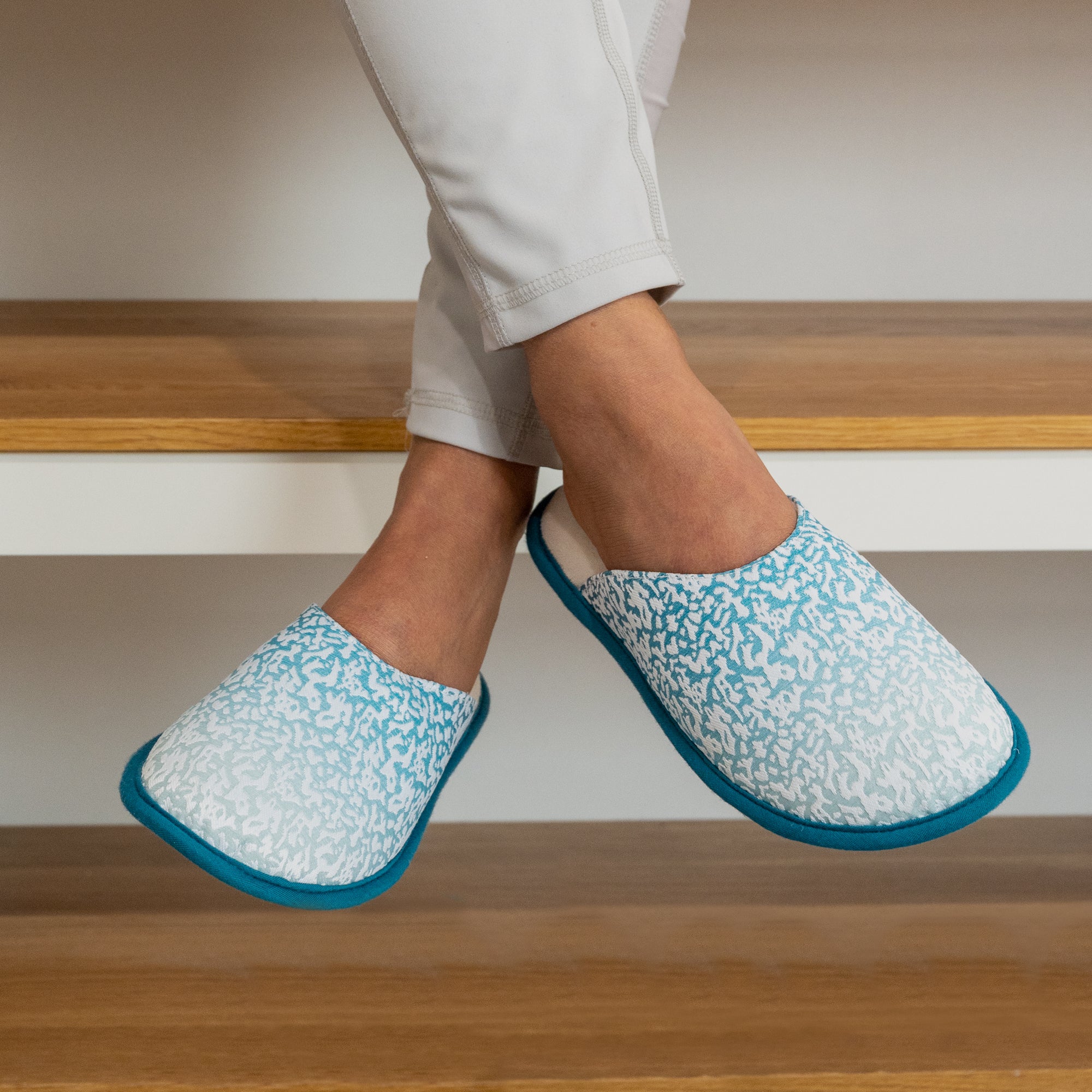 Scuff sales slippers womens